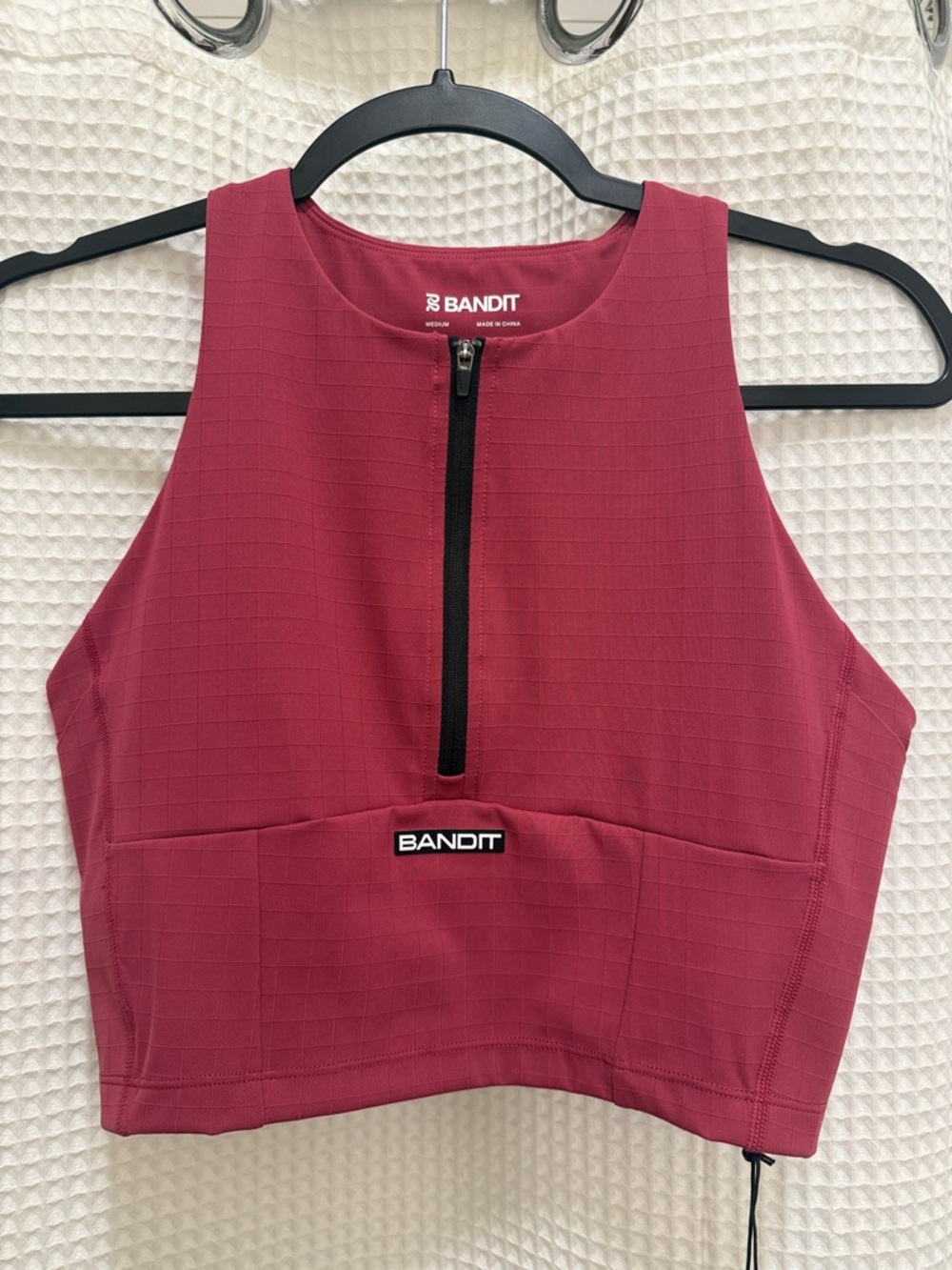 Bandit NWT Gridlock Zip-Front Race Crop - size medium